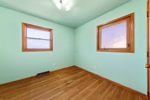 325 Le Sueur Ave, Eagle Lake, MN 56024 - Photo 14