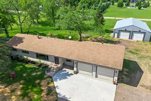 2961 201st Ave NW, Oak Grove, MN 55011 - Photo 2