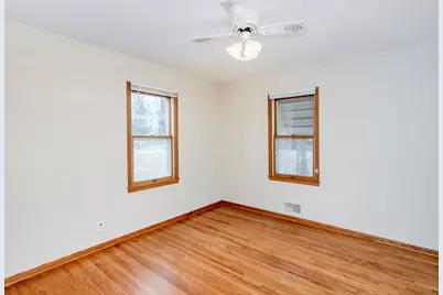 2078 Sloan Street, Maplewood, MN 55117 - Photo 10