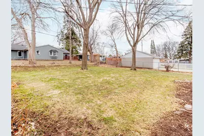 2078 Sloan Street, Maplewood, MN 55117 - Photo 22