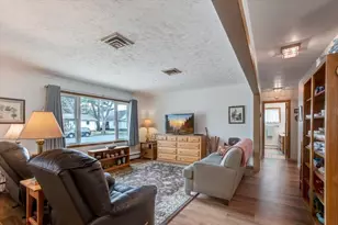 1108 Stout St, Menomonie, WI 54751 - Photo 6