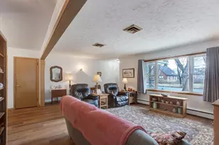 1108 Stout St, Menomonie, WI 54751 - Photo 8