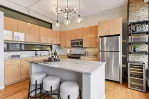 290 Market St, Minneapolis, MN 55405 - Photo 14