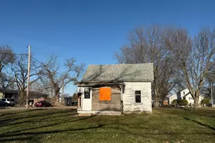 125 N 2nd St, Eagle Lake, MN 56024 - Photo 1