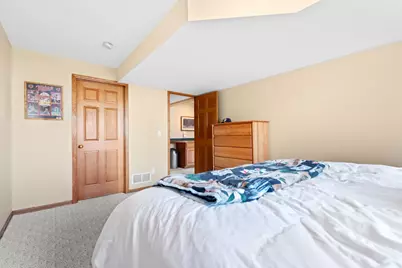 2217 Baihly Summit Drive SW, Rochester, MN 55902 - Photo 36
