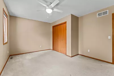 2217 Baihly Summit Drive SW, Rochester, MN 55902 - Photo 18