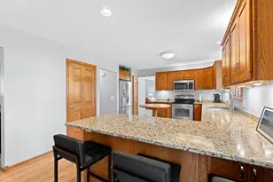 2217 Baihly Summit Dr SW, Rochester, MN 55902 - Photo 12