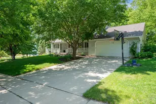 2217 Baihly Summit Dr SW, Rochester, MN 55902 - Photo 40