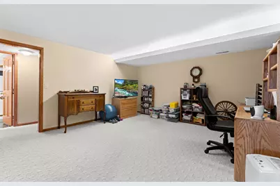 2217 Baihly Summit Drive SW, Rochester, MN 55902 - Photo 34