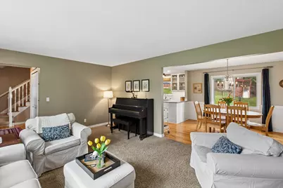 324 Hillcrest Lane, Burnsville, MN 55337 - Photo 6