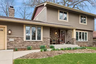 324 Hillcrest Ln, Burnsville, MN 55337 - Photo 2