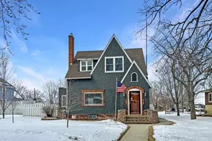 411 2nd St SW, Wadena, MN 56482 - Photo 2
