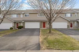 4372 Blakewood Dr, Shakopee, MN 55379 - Photo 1