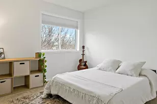 4372 Blakewood Dr, Shakopee, MN 55379 - Photo 10