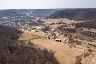 704 N 7th St, Brownsville, MN 55919 - Photo 30