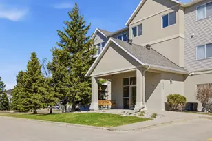 3401 28th Street S, Fargo, ND 58104 - Photo 2