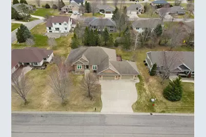 1929 Woodcrest Drive NE, Owatonna, MN 55060 - Photo 64