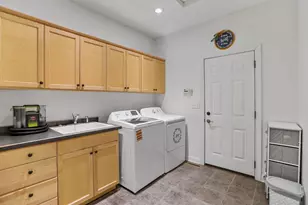 1929 Woodcrest Dr NE, Owatonna, MN 55060 - Photo 20