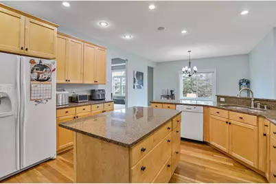 1929 Woodcrest Drive NE, Owatonna, MN 55060 - Photo 16