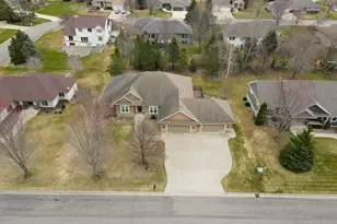 1929 Woodcrest Dr NE, Owatonna, MN 55060 - Photo 60