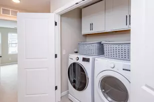 900 Mount Curve Blvd, Saint Paul, MN 55116 - Photo 26