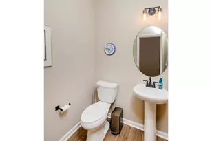 900 Mount Curve Blvd, Saint Paul, MN 55116 - Photo 32