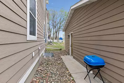 935 Iglehart Avenue, Saint Paul, MN 55104 - Photo 38