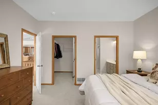 7912 Victoria Curve, Saint Louis Park, MN 55426 - Photo 20