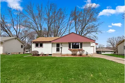 2142 Rice Creek Road, New Brighton, MN 55112 - Photo 2