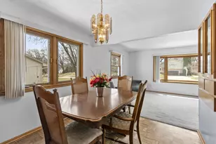 2142 Rice Creek Rd, New Brighton, MN 55112 - Photo 6