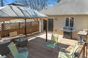 1776 McMenemy St, Maplewood, MN 55117 - Photo 44