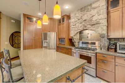 317 Meadow Ridge Court, Hudson, WI 54016 - Photo 4