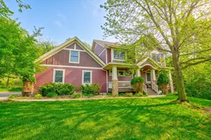 317 Meadow Ridge Ct, Hudson, WI 54016 - Photo 2