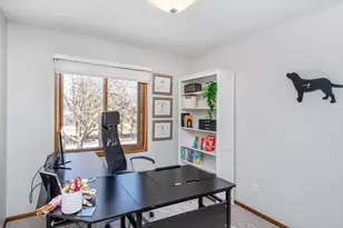 4228 Bridgewood Terrace, Vadnais Heights, MN 55127 - Photo 18