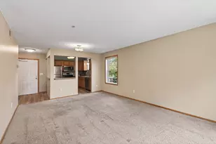 2496 County Rd C2 W, Roseville, MN 55113 - Photo 12