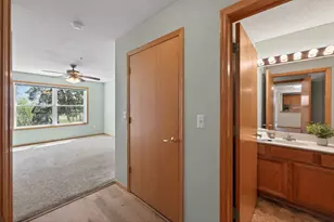 2496 County Rd C2 W, Roseville, MN 55113 - Photo 14