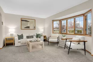 9924 Chicago Ave S, Bloomington, MN 55420 - Photo 4