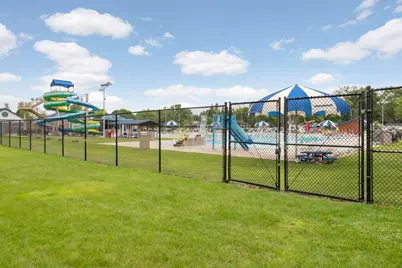 9924 Chicago Avenue S, Bloomington, MN 55420 - Photo 32