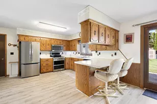 1054 Naumkeag St S, Shakopee, MN 55379 - Photo 10