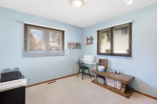 1054 Naumkeag St S, Shakopee, MN 55379 - Photo 14