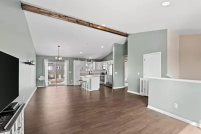 527 Pond View Drive SE, Lonsdale, MN 55046 - Photo 2