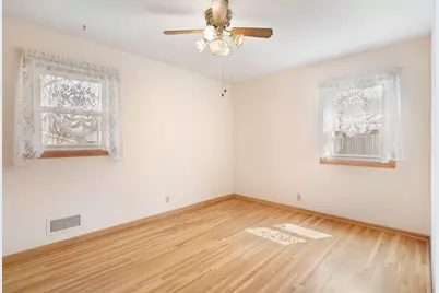 2005 11th Street SW, Austin, MN 55912 - Photo 26