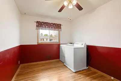 2005 11th Street SW, Austin, MN 55912 - Photo 30