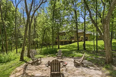 2050 Oakwood Ridge, Chanhassen, MN 55317 - Photo 92