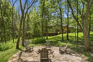 2050 Oakwood Ridge, Chanhassen, MN 55317 - Photo 92