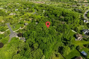 2050 Oakwood Ridge, Chanhassen, MN 55317 - Photo 96