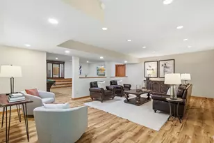 2050 Oakwood Ridge, Chanhassen, MN 55317 - Photo 72