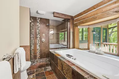 2050 Oakwood Ridge, Chanhassen, MN 55317 - Photo 48