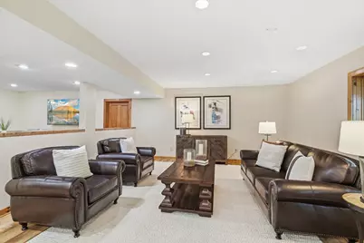 2050 Oakwood Ridge, Chanhassen, MN 55317 - Photo 72