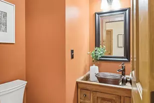 2050 Oakwood Ridge, Chanhassen, MN 55317 - Photo 38